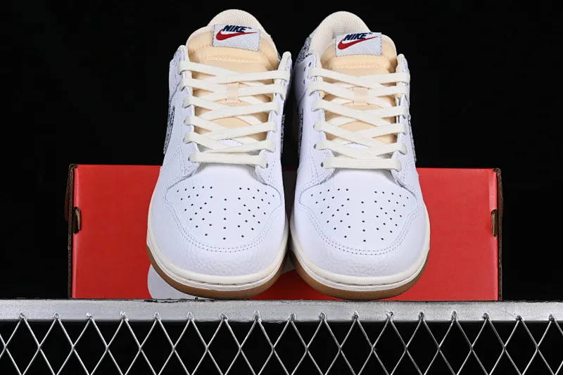 All categories Nk SB Dunk series Nk SB Dunk Low low-top sneakers Nk Dunk Low "Washed Denim" washed denim SB dunk series low-top casual sports skateboard shoes FN6881-100